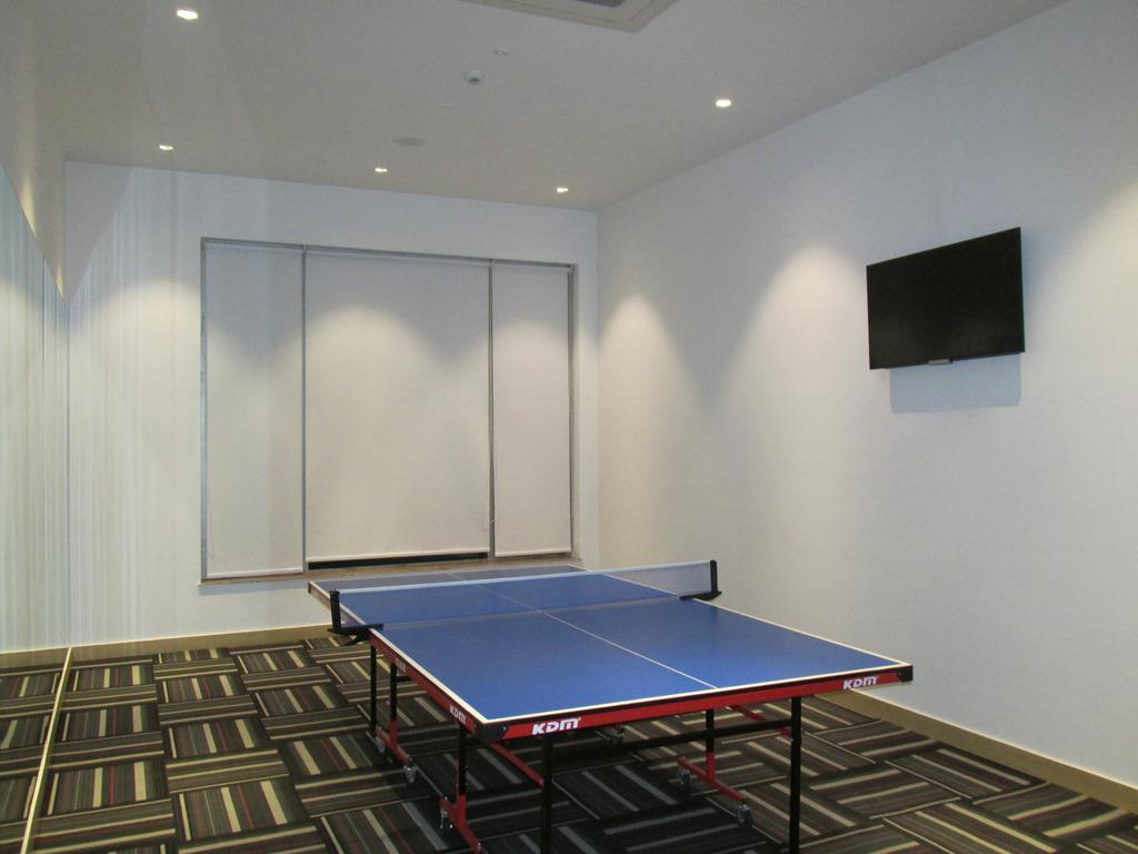 Park Inn By Radisson Gurgaon Bilaspur Maneszar Kültér fotó