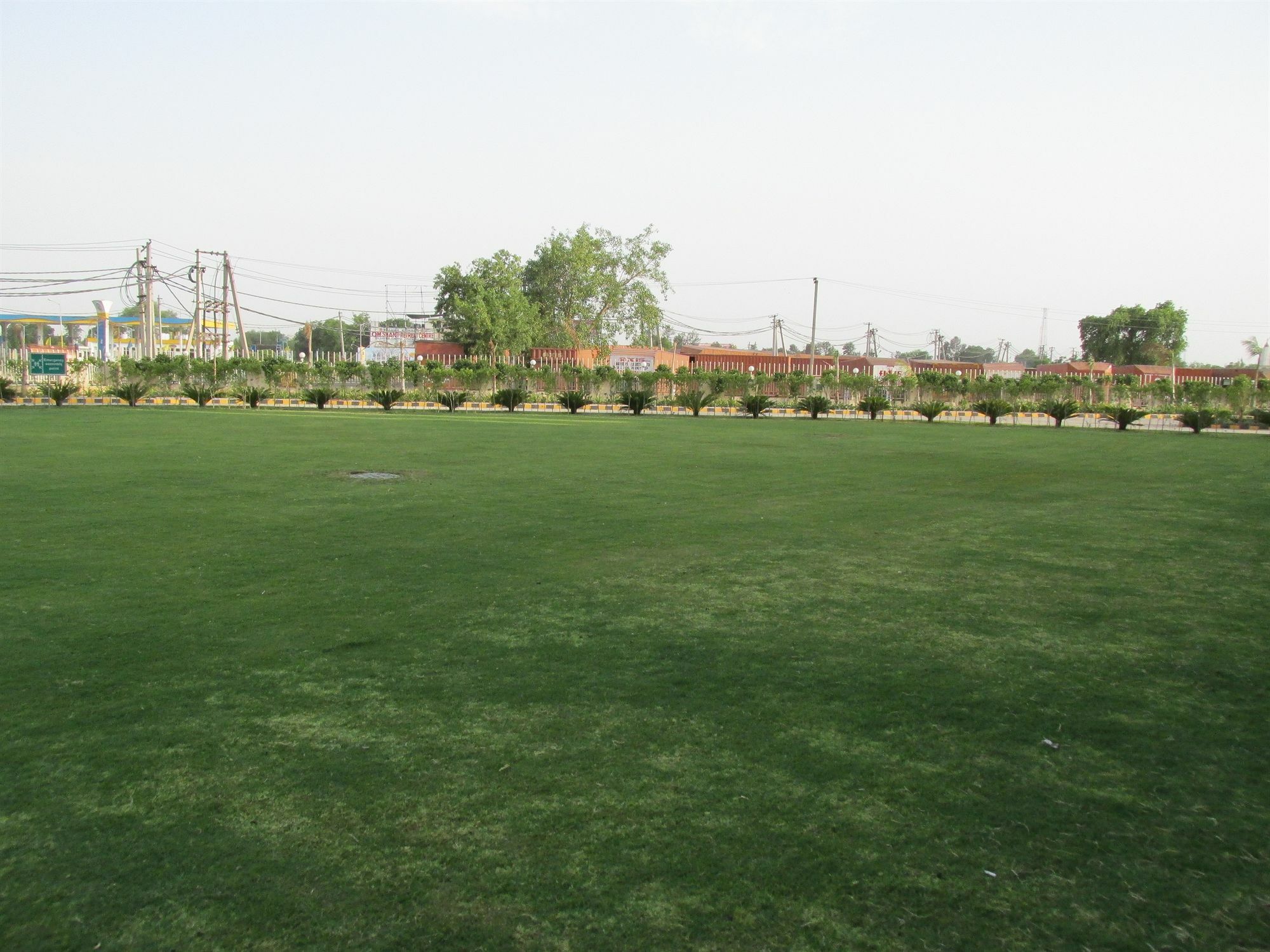 Park Inn By Radisson Gurgaon Bilaspur Maneszar Kültér fotó